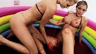 Melvina Raquel Leila Rub Jam on Tits and Asses