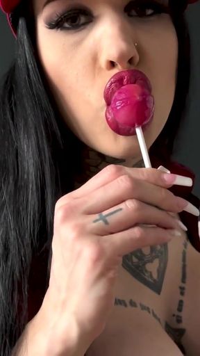 Fake boobs with Didlo   Clip 1