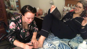 Eliza Mae Paints My Toenails Red