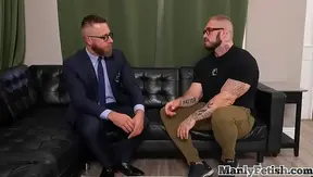 Muscle Ink: Hung Therapist Bucks Raw Against Client On Wall – GayPornHub 18+