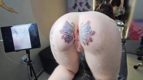 I LOVE TO MAKE MALES HORNY AND THIS TIME I MADE A SURPRISE BY TATTOOING MY PINK ASS