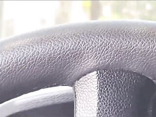 Risky masturbation for a hawt beauty who was looking at me from the bus stop!