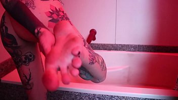 footjob at bathtub fetish by Mari Zombie