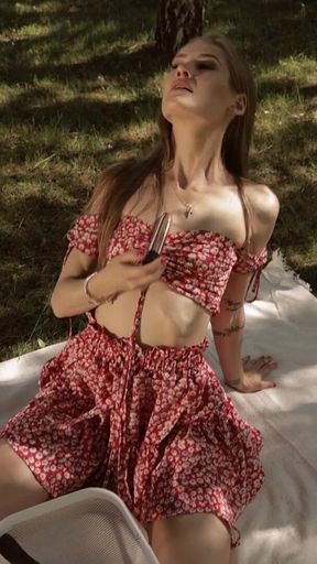 Masturbate in the Garden with My Favorite Toys - Tiffany Tatum