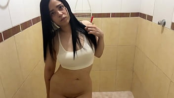 My stepcousin'_s slutty bitch gives me good service in the shower when our parents are not at home
