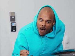 Stuck In First / Brazzers/ Enter XVPROMO