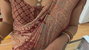 Bhabhi Sucked My Dick in Exchange for Bra and Panty in the Shop