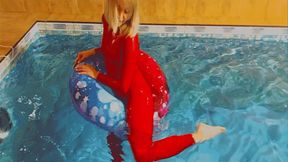 Alla fucks an inflatable ring in the pool and POP with his fingernail during orgasm!!!