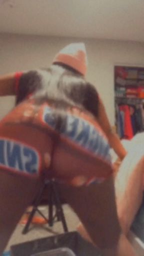 Watch This Ass Shake In Slow Mo