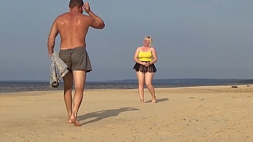 Fucking funny milf on wild island