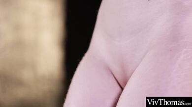Backstage girls lick pussy till lips glisten and bald skin gleams