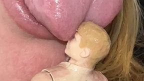 car salesman snack GIANTESS VORE