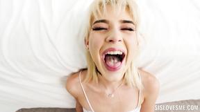 ”Sexy Cross Buns - Jessie Saint”