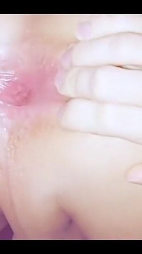 Laying Eggs and Stuffing a Huge Ball Inside!