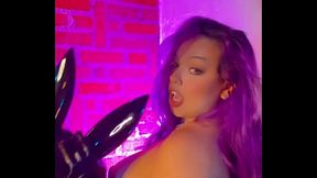 Update #53 (January 29, 2023) Kinky girl??