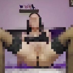 Tease of Perfection: Pixeled Pussy Pumping