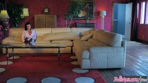 Step mom Knows Best - Joseline Kelly Veronica Avluv - Step mom know how to help stepdaughter - Twistys