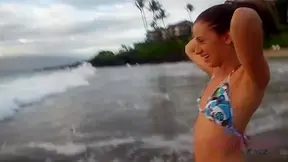 Virtual Vacation In Hawaii With Ashlynn Taylor Part 1