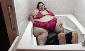 BigmommaKat's butt bombs in the bathtub