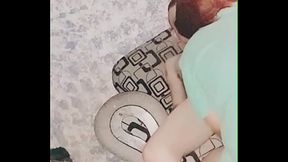 Encuentro ami sirvienta en el mueble