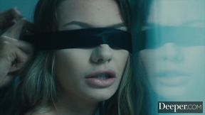 Gekettet perverse Naomi wild gepumpt bis der Boden nass ist Bondage-Ketten zerfetzt Sperma-flutende Wollust
