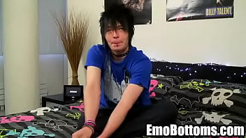 Emo twink Alex Phoenix stroking his hard schlong