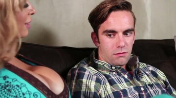 Stacked MILF Alyssa Lynn Seduces a Younger Man