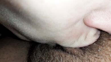 My girlfriend kisses my pussy and sucks my clit - IkaSmokS