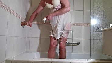 Wake Up at the Hotel after a date on Vacation in Türkiye