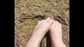 Mes jolis petons dans le sable