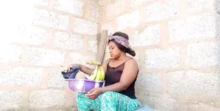 Juicy Mature Nympho Plantain Vendor Gives Good Head & Gets Her Ass&#x1F351; Fisted.