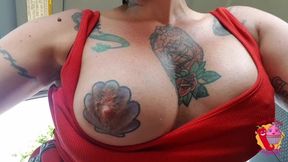 Tommy A Canaglia And Lady Muffin In She Gives Him A Pump In The Car