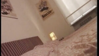 Зрелая брюнетка-MILF Андреа Нобили в чулках делает минет, после чего следует грубый анальный секс и хардкорный трах.