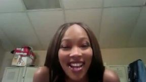 Black and magnificent booty house shaking it on cam