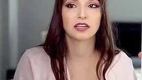 Lexi Luna - Horny Stepmama Says, You Want A Snack Here! Eat My Pussy