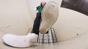 Sky - inside her warm sweaty shoe VR 360 Full HD