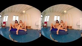 Olive & Verronica Sexy VR Orgasms X2