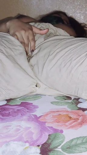 Bangladeshi Girlfriend Coming Home-big Ass Big Natural Boobs