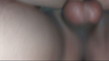 Pagando la apuesta con mi co&ntilde_o. pierdo apuesta con el jefe por eso me folla duro y se corre dentro - Domestica detonada por su jefe.