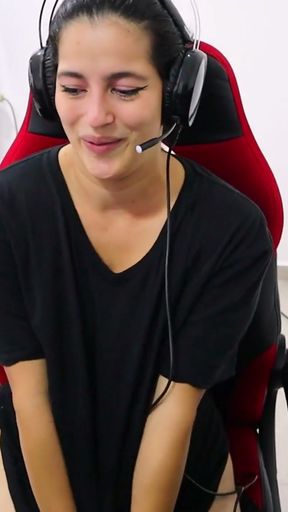 famous streamer decides to fuck live with her partner   Clip 1