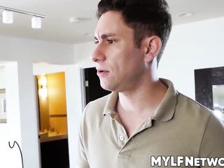 Sleepy mother i'd like to fuck Sheena Ryder convince playgirl Brad Knight to get creampied for her upcoming birthday