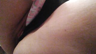Pregnant Blonde Getting herself off while Daddys at Work
