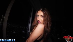 francaise salome affronte l enorme bbc