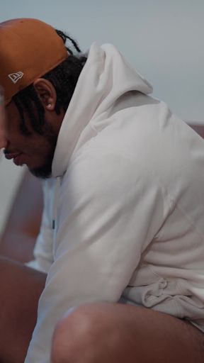 New Neighbor Fucks MILF Next Door and Cums on Her Face