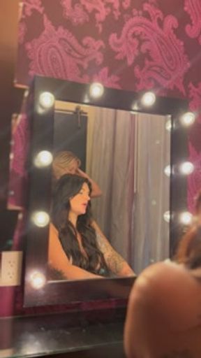 I please my girlfriend with big tits and tongue kisses