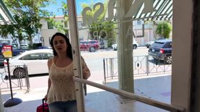 Sexy Italian Mary Gets Extra BBC Cream During Her Massage