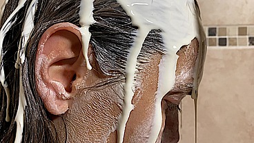 Valentines Day Messy Play (WAM, Wet and Messy)