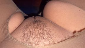 I Really Wanted to Experience an Orgasm, so I Didn't Regret Tearing My Tights
