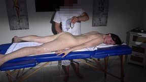 brunette gets nice slippery massage - elena vega