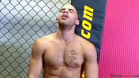 Caging The Wilde With Austin Wilde